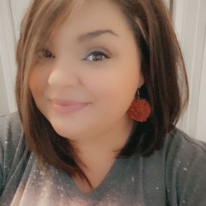 Meet your Posher, Cindy